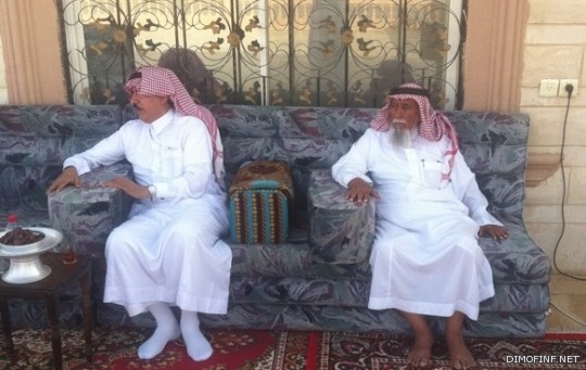 الشيخ رشيد بن زاحم يستقبل مدير مكتب رعاية الشباب بالقصيم 